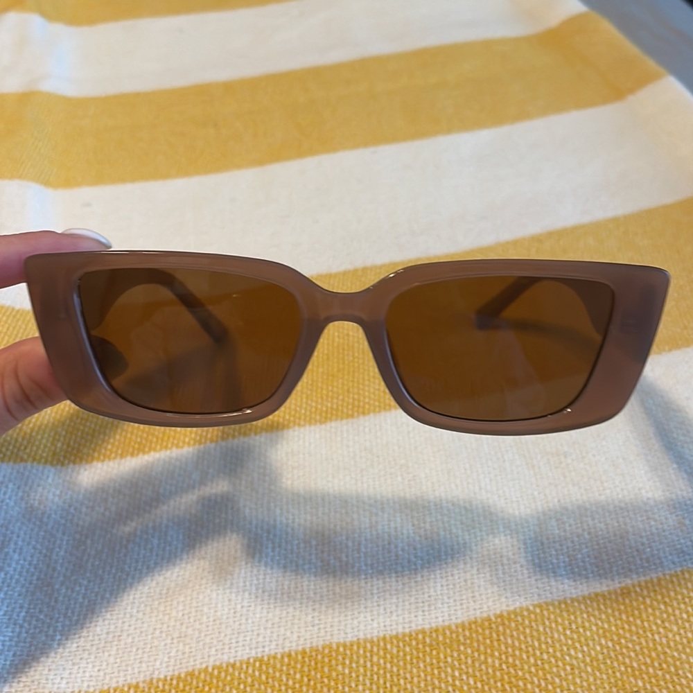 Women’s Beige Sunglasses